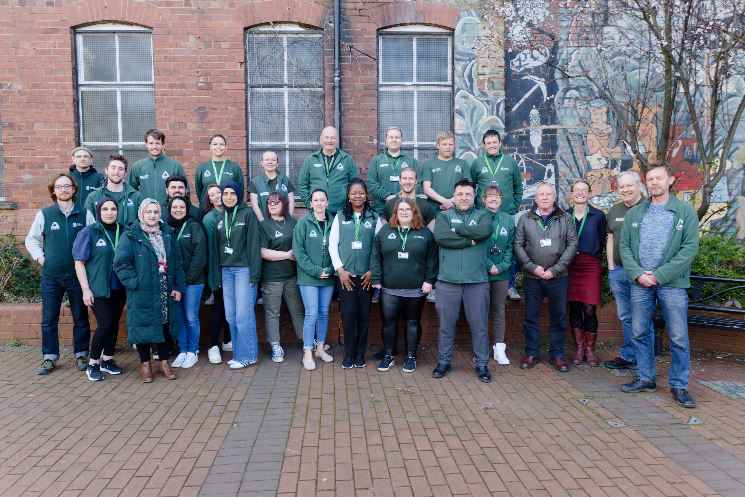 northern gas networks working with groundworks team on energy efficiency