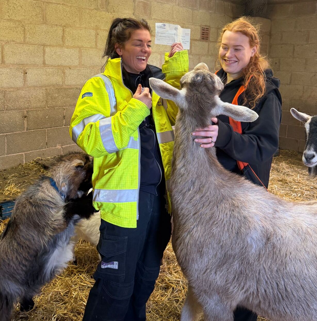 Northern Gas Networks £800 donation to Oak Tree Animals Charity